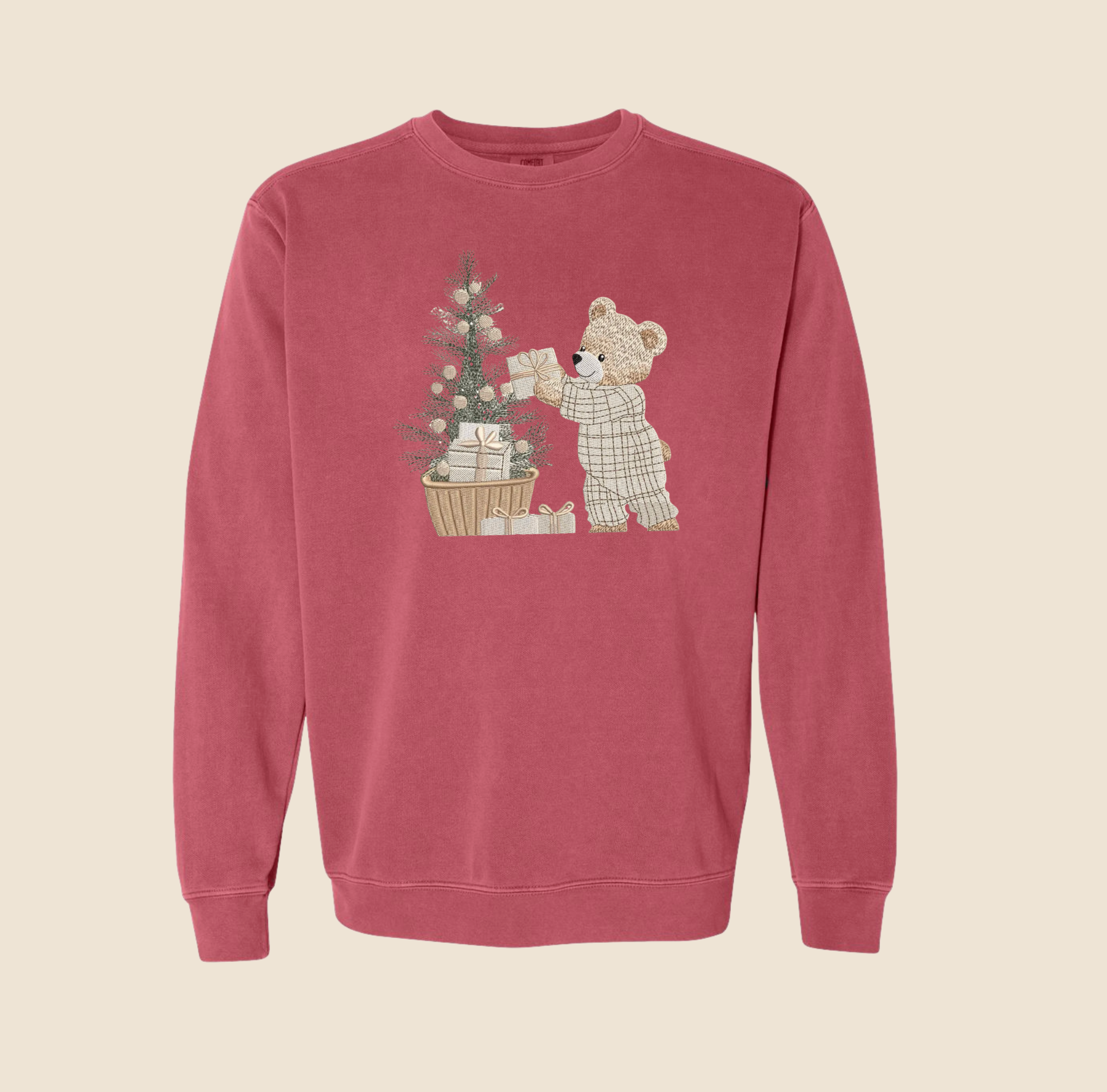 Embroidered Cozy Christmas Bear Sweatshirt – Premium Holiday Gift